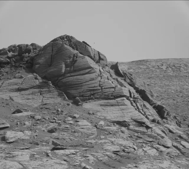 Sol 1726: Mast Camera (Mastcam)