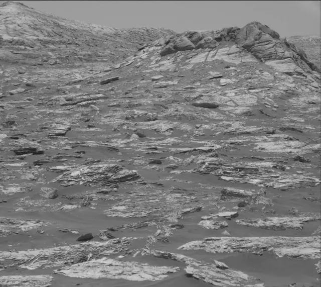 Sol 1727: Mast Camera (Mastcam)