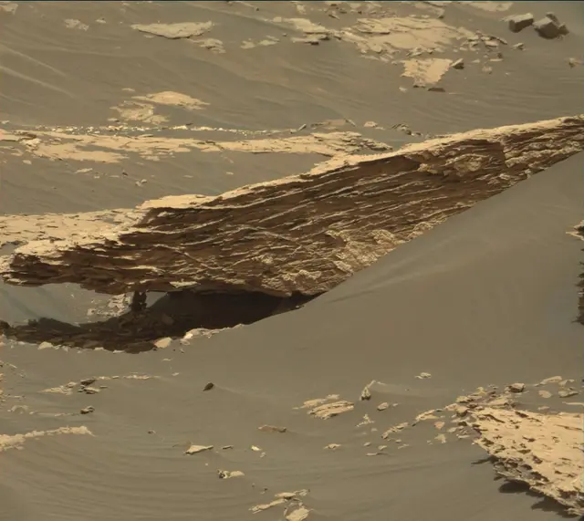 Sol 1727: Mast Camera (Mastcam)