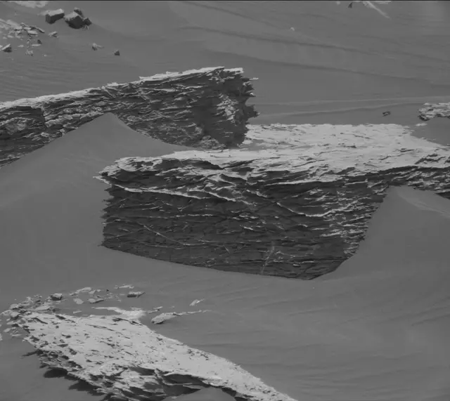 Sol 1727: Mast Camera (Mastcam)