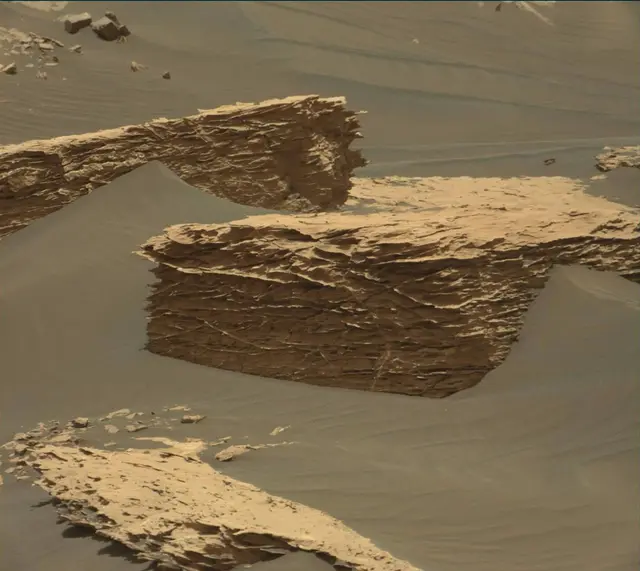 Sol 1727: Mast Camera (Mastcam)