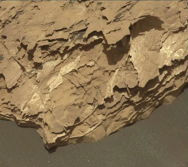 Sol 1728: Mast Camera (Mastcam)