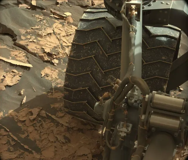 Sol 1729: Mast Camera (Mastcam)