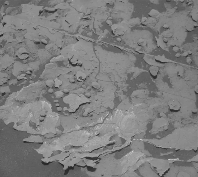 Sol 1729: Mast Camera (Mastcam)