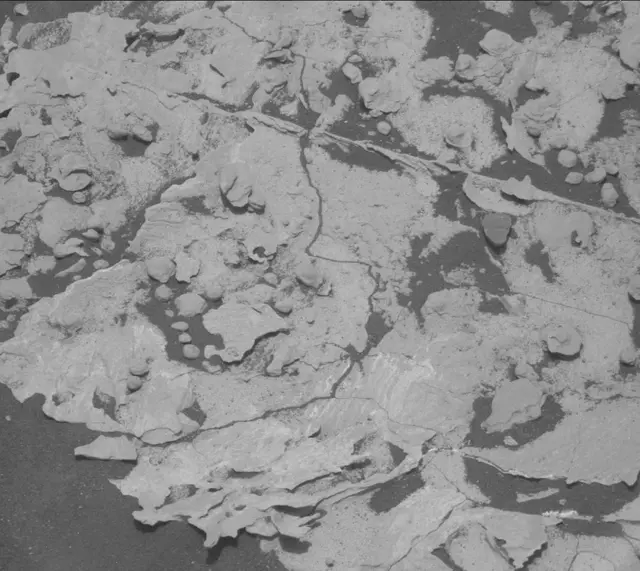Sol 1729: Mast Camera (Mastcam)