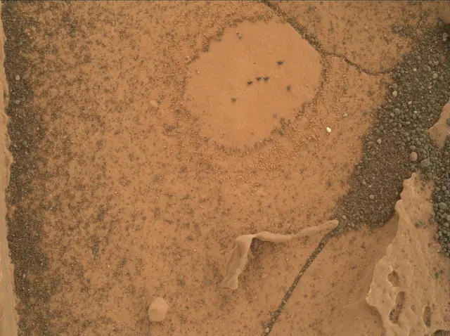 Sol 1729: Mars Hand Lens Imager (MAHLI)