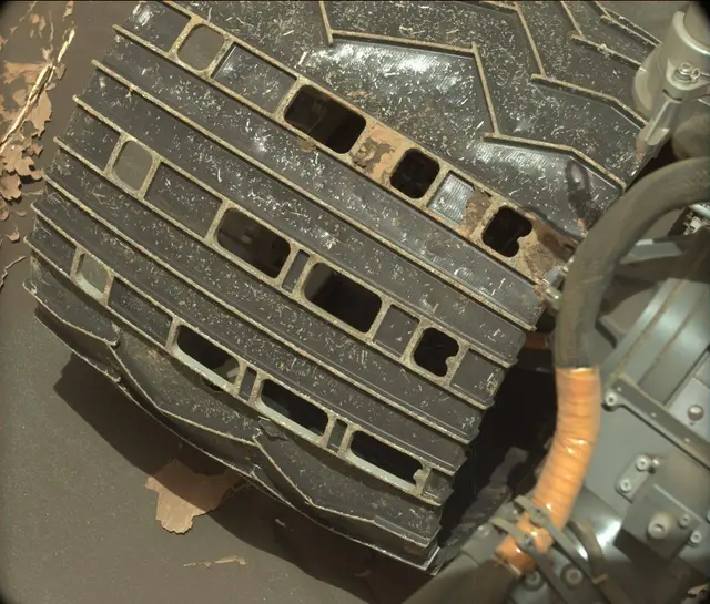 Sol 1730: Mast Camera (Mastcam)