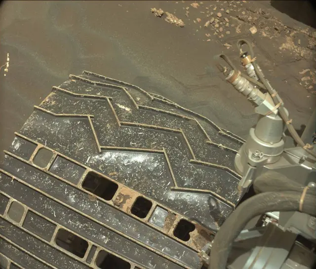 Sol 1730: Mast Camera (Mastcam)