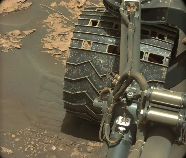 Sol 1730: Mast Camera (Mastcam)