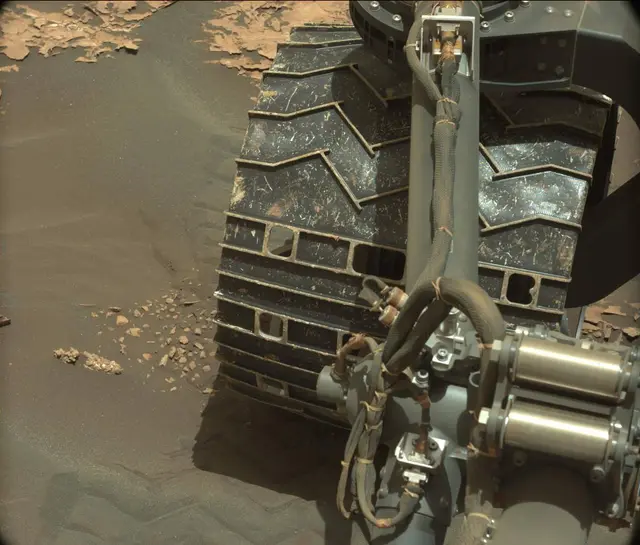 Sol 1730: Mast Camera (Mastcam)
