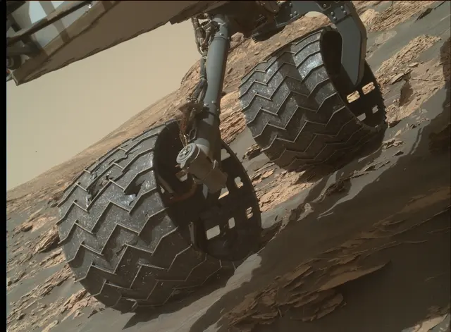 Sol 1730: Mars Hand Lens Imager (MAHLI)