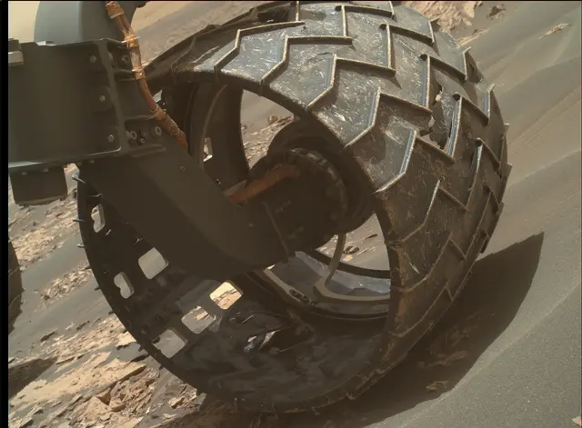 Sol 1730: Mars Hand Lens Imager (MAHLI)
