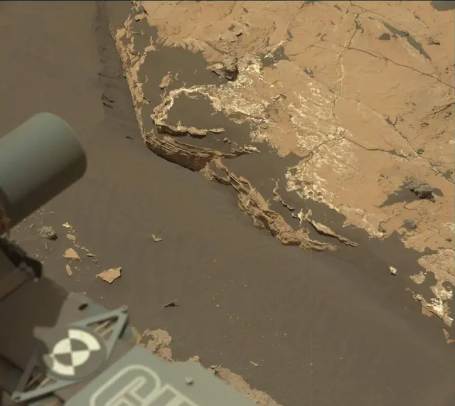 Sol 1732: Mast Camera (Mastcam)