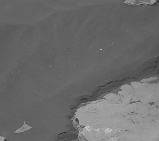 Sol 1732: Mast Camera (Mastcam)