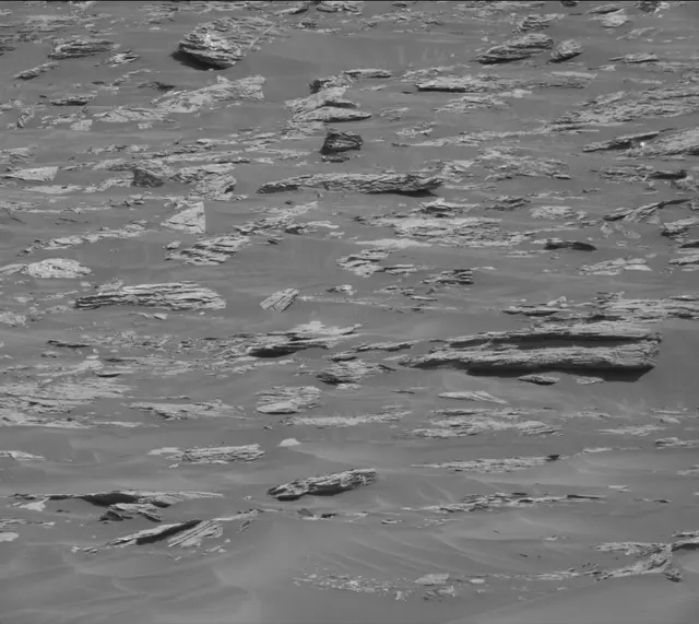 Sol 1734: Mast Camera (Mastcam)