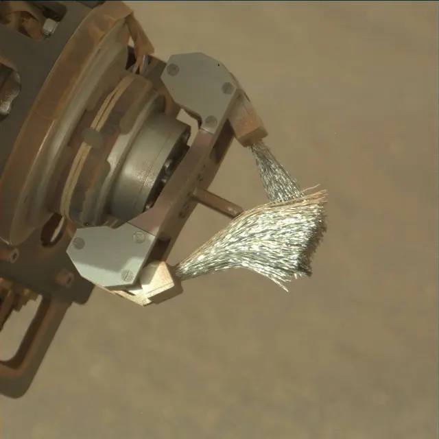 Sol 1736: Mast Camera (Mastcam)