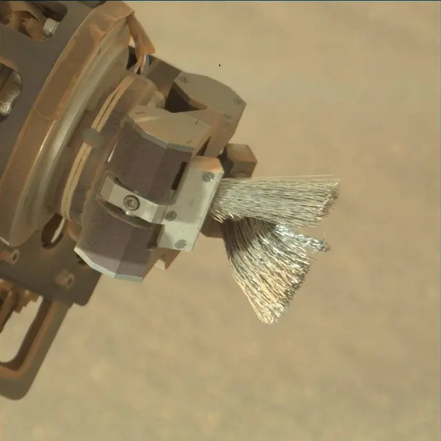 Sol 1736: Mast Camera (Mastcam)