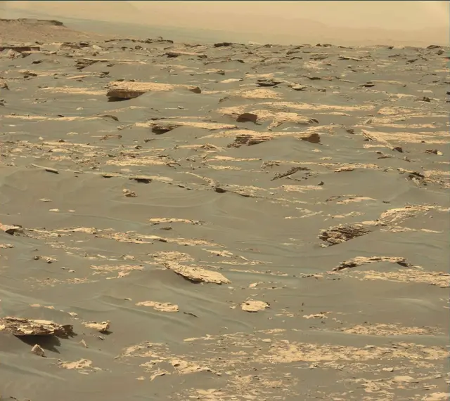 Sol 1737: Mast Camera (Mastcam)
