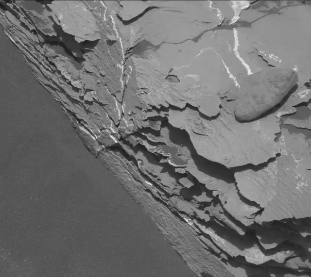 Sol 1737: Mast Camera (Mastcam)