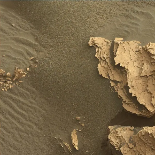Sol 1739: Mast Camera (Mastcam)