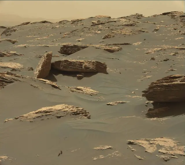 Sol 1741: Mast Camera (Mastcam)