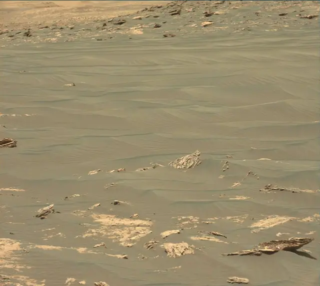 Sol 1741: Mast Camera (Mastcam)
