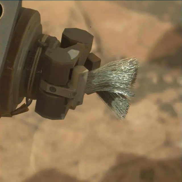 Sol 1744: Mast Camera (Mastcam)