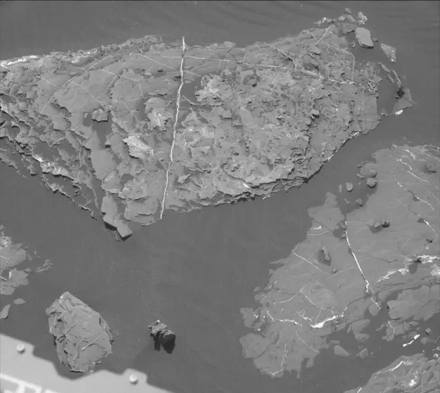 Sol 1745: Mast Camera (Mastcam)
