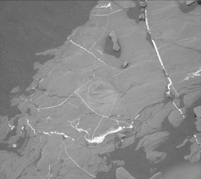 Sol 1745: Mast Camera (Mastcam)