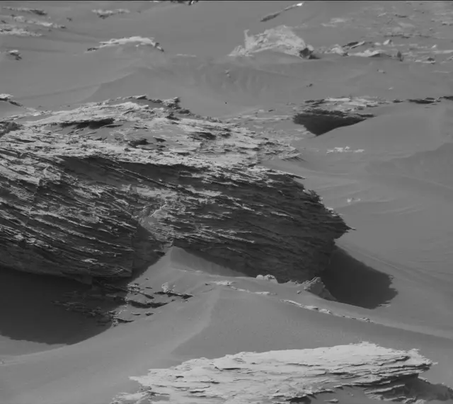 Sol 1745: Mast Camera (Mastcam)