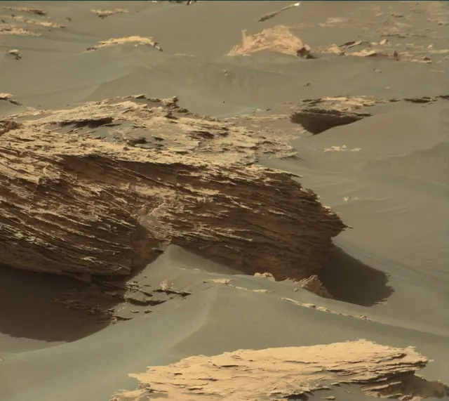 Sol 1745: Mast Camera (Mastcam)