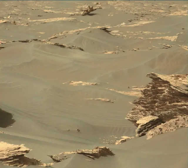 Sol 1745: Mast Camera (Mastcam)