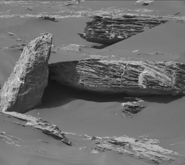 Sol 1745: Mast Camera (Mastcam)