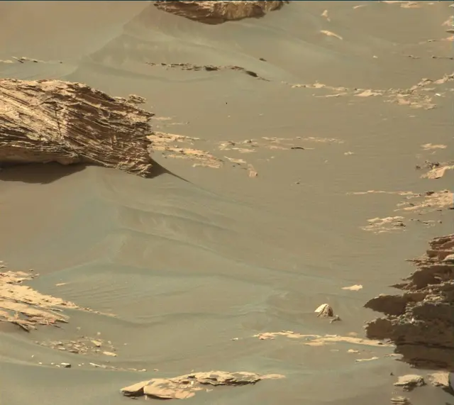Sol 1745: Mast Camera (Mastcam)