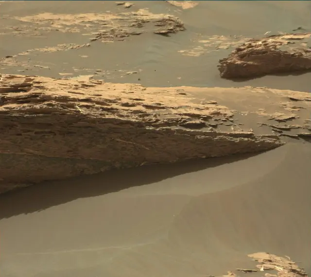 Sol 1745: Mast Camera (Mastcam)