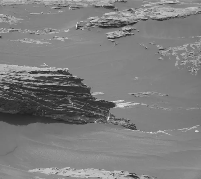 Sol 1745: Mast Camera (Mastcam)