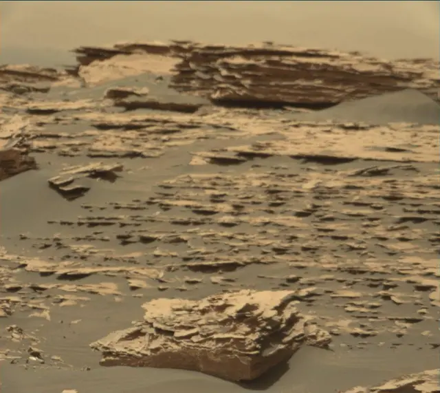 Sol 1747: Mast Camera (Mastcam)
