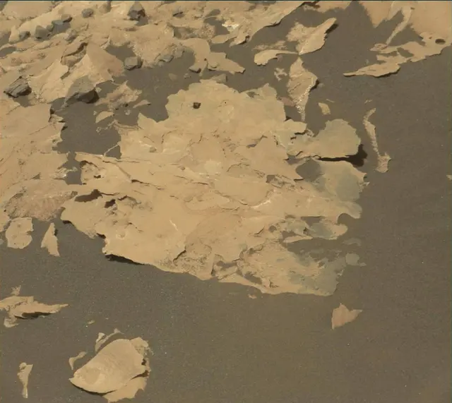 Sol 1748: Mast Camera (Mastcam)