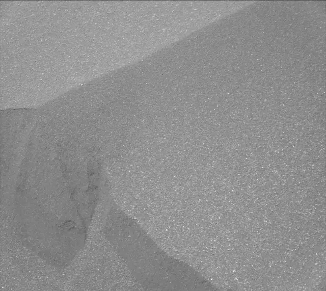 Sol 1749: Mast Camera (Mastcam)
