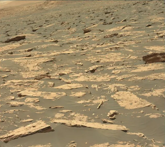 Sol 1751: Mast Camera (Mastcam)