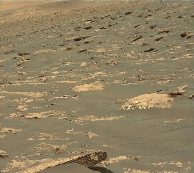 Sol 1751: Mast Camera (Mastcam)