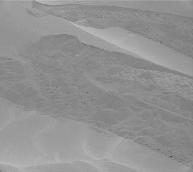 Sol 1752: Mast Camera (Mastcam)