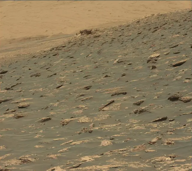Sol 1752: Mast Camera (Mastcam)