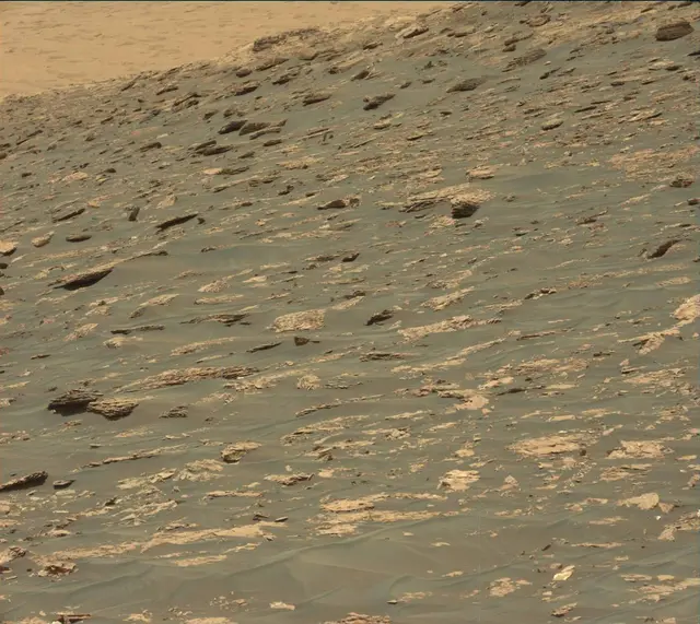 Sol 1752: Mast Camera (Mastcam)