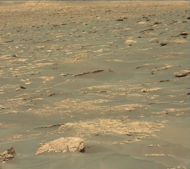 Sol 1753: Mast Camera (Mastcam)
