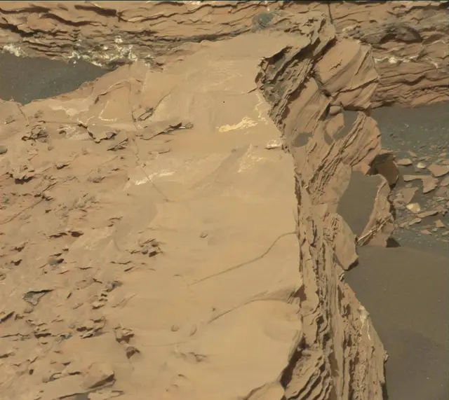 Sol 1753: Mast Camera (Mastcam)