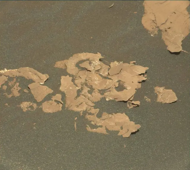 Sol 1755: Mast Camera (Mastcam)