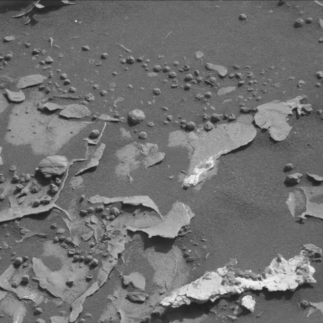 Sol 1782: Mast Camera (Mastcam)