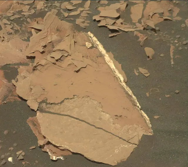 Sol 1783: Mast Camera (Mastcam)