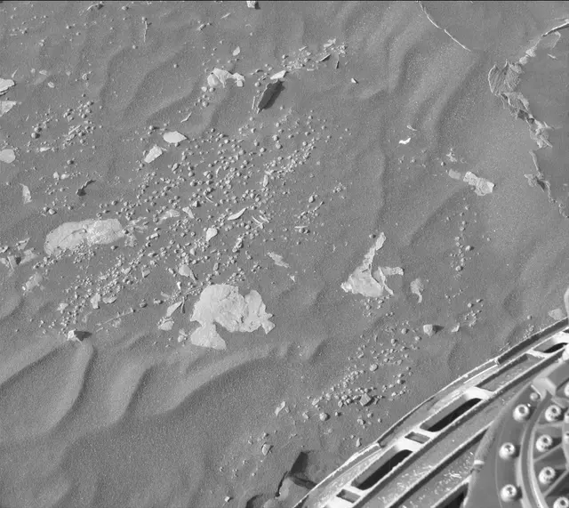 Sol 1785: Mast Camera (Mastcam)